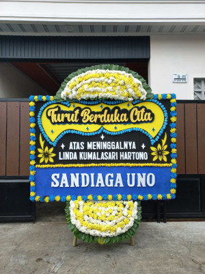 Papan Bunga Duka di Laksana